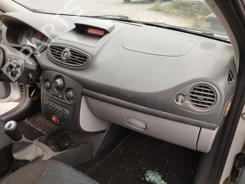 Used Dashboard Dashboard RENAULT CLIO III (BR0/1, CR0/1) 1.2 16V (BR02, BR0J, BR11, CR02, CR0J, CR11) (75 hp) 30774053 30774053