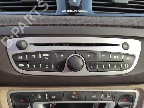 Used Radio RENAULT SCÉNIC III (JZ0/1_) 1.5 dCi (110 hp) 27067759