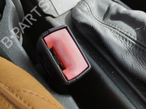 Sikkerhetsbelte-spenne ALFA ROMEO MITO (955_) 1.3 MultiJet (955AXP1A, 955AYC1A) (95 hp) 27042486