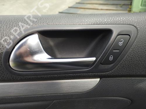 Venstre foran invendig håndtak VW GOLF V (1K1) 2.0 GTI (230 hp) 27041120