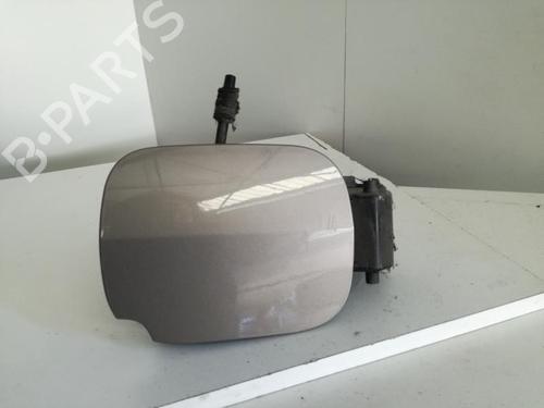 Used Fuel flap RENAULT CLIO III (BR0/1, CR0/1) 1.5 dCi (BR17, CR17) (86 hp) 27086405