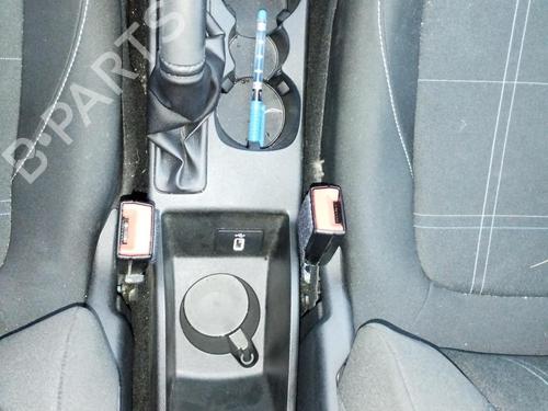 Mittelkonsole FORD FIESTA VII (HJ, HF) 1.5 TDCi (85 hp) 27045324