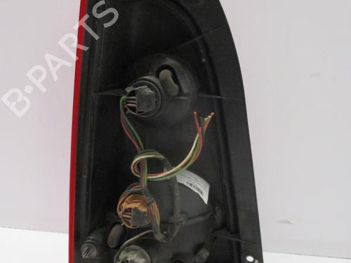 Right taillight OPEL AGILA (A) (H00) 1.2 16V (F68) | BP27055918C35 