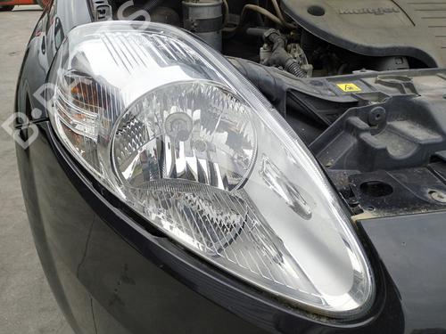 Used Right headlight FIAT GRANDE PUNTO (199_) 1.3 D Multijet (75 hp) 32854624