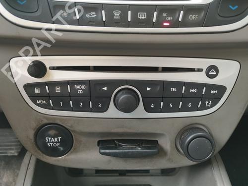 Radio RENAULT MEGANE III Grandtour (KZ0/1) 1.5 dCi (KZ09, KZ0D, KZ1G, KZ29, KZ14, KZ1W, KZ10, KZ1F,... (110 hp) 28103845