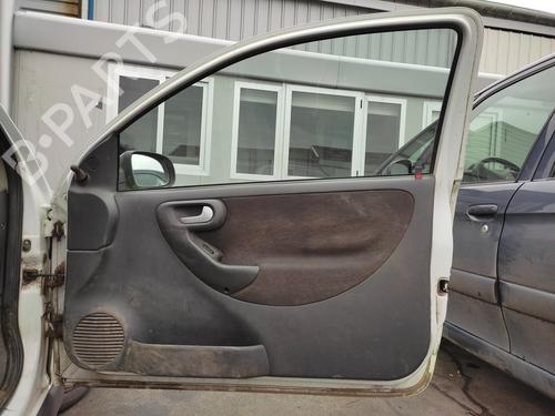 Used Front right window mechanism Front right window mechanism OPEL CORSA C (X01) 1.3 CDTI (F08, F68) (70 hp) 27048418 27048418