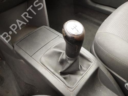 Used Gear lever VW POLO (9N_, 9A_) 1.2 12V (64 hp) 27049375