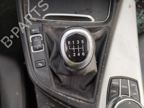 Used Gear lever BMW 3 Touring (F31) 318 i (136 hp) 30438931