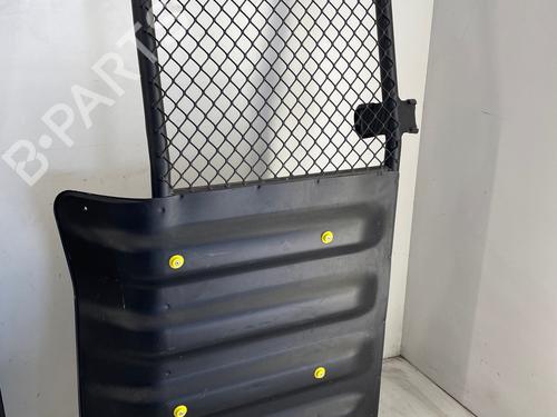 Used Cargo separator Cargo separator 37635626 37635626