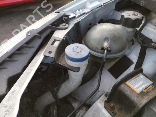 Used Windscreen washer tank CITROËN C4 I (LC_) 1.6 HDi (90 hp) 30820476