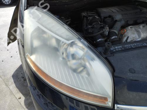 Used Right headlight CITROËN C4 Picasso I MPV (UD_) 1.6 HDi (109 hp) 28545761
