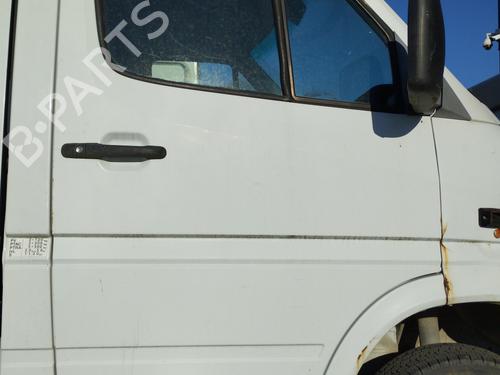 Used Front right door window MERCEDES-BENZ SPRINTER 4-t Van (B904) 416 CDI 4x4 (156 hp) 27043216