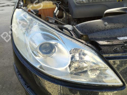 Used Right headlight Right headlight PEUGEOT 407 (6D_) 2.0 HDi 135 (6DRHRH, 6DRHRE, 6DRHRG, 6DRHRJ) (136 hp) 31967085 31967085