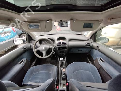 Instrumentbord PEUGEOT 206 Hatchback (2A/C) 1.6 16V (109 hp) 28111195