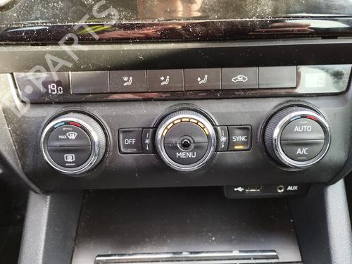 Used Heater blower motor SKODA OCTAVIA III Combi (5E5, 5E6) 2.0 TDI (150 hp) 30174929