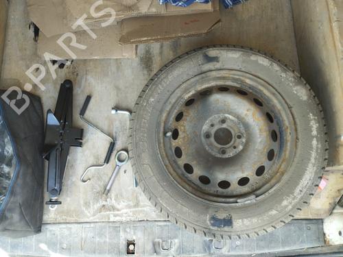 Used Jack Kit FIAT DOBLO Box Body/MPV (223_) 1.3 D Multijet (75 hp) 27063257