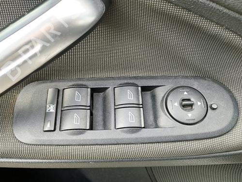 Used Left front window switch Left front window switch FORD S-MAX (WA6) 1.8 TDCi (125 hp) 40529873 40529873