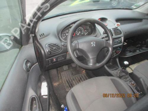 Left mirror PEUGEOT 206 Hatchback (2A/C) 1.4 HDi eco 70 | BP27050305C26 
