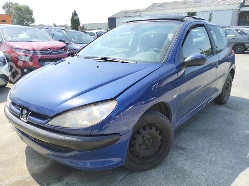 Tableau de bord PEUGEOT 206 Hatchback (2A/C) 1.4 i | BP27064491C46 