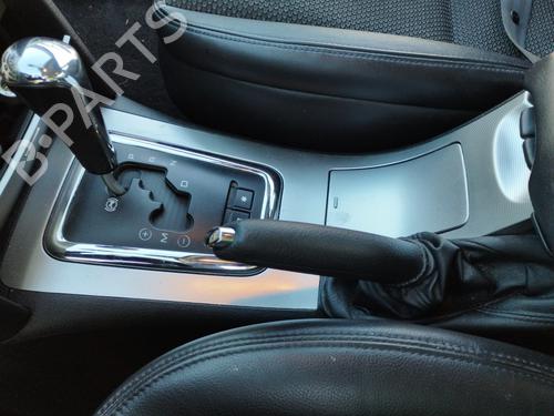 Middle console PEUGEOT 407 (6D_) 2.0 HDi 135 (6DRHRH, 6DRHRE, 6DRHRG, 6DRHRJ) | BP31967119I22