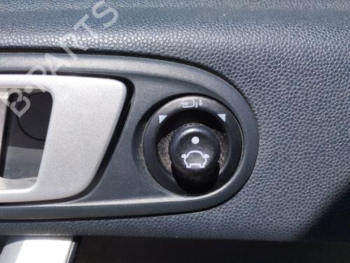 Comando specchietti Comando specchietti FORD FIESTA VI (CB1, CCN) 1.6 TDCi (95 hp) 37164494 37164494