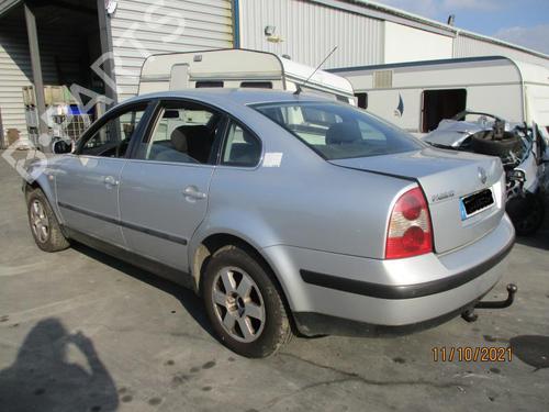 Left front fog light VW PASSAT B5.5 (3B3) 1.9 TDI | BP27048267C30  - Image 6