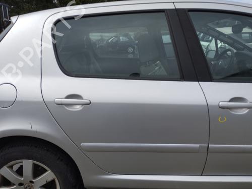 Used Right rear door PEUGEOT 307 (3A/C) 1.6 HDi (90 hp) 28427571