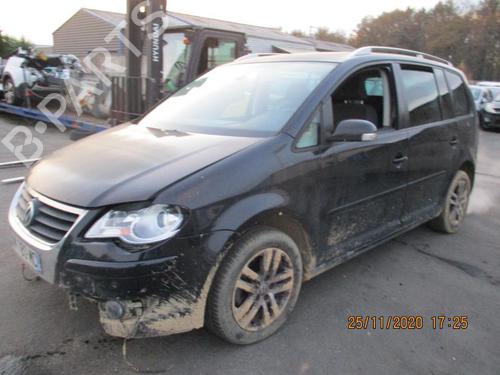 Front wiper motor VW TOURAN (1T1, 1T2) 2.0 TDI 16V | BP27067134M29 