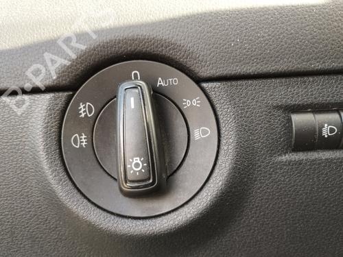 Forlygtekontakt SKODA OCTAVIA III Combi (5E5, 5E6) 2.0 TDI (150 hp) 30174883