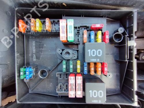 Used Fuse box Fuse box AUDI A3 Sportback (8PA) 1.8 TFSI quattro (160 hp) 33682488 33682488