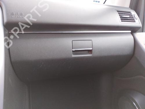 Used Glove box MERCEDES-BENZ B-CLASS Sports Tourer (W245) B 180 CDI (245.207) (109 hp) 27047321
