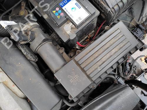 Used Air filter box VW TOURAN (1T1, 1T2) 1.9 TDI (105 hp) 27051889
