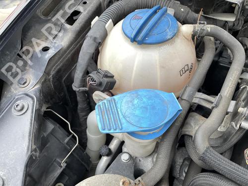 Used Expansion tank VW GOLF VI (5K1) 1.6 TDI (105 hp) 27081070