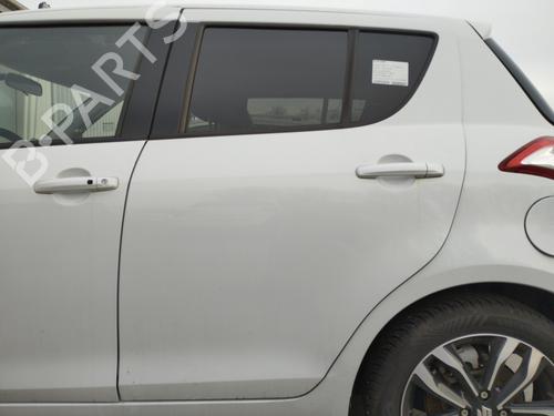 Dør rude ventre bagtil SUZUKI SWIFT IV (FZ, NZ) 1.2 (AZH412, ZC72S) (94 hp) 31629815