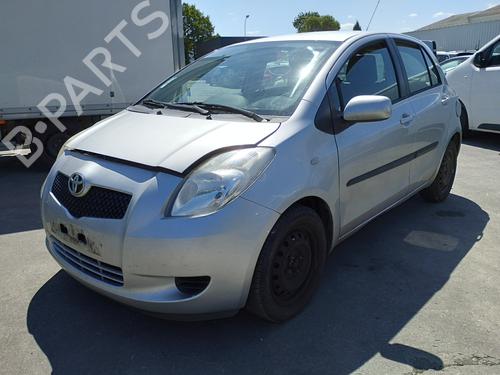 Left front window switch TOYOTA YARIS (_P9_) 1.3 VVT-i (SCP90_, SCP90R) | BP27366942I27  - Image 11