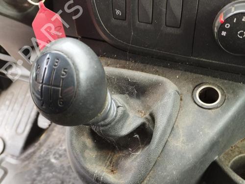 Used Gear lever OPEL MOVANO B Van (X62) 2.3 CDTI FWD (FV) (136 hp) 27045652