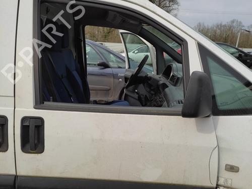 Used Front right door window FIAT SCUDO Van (220_) 2.0 JTD (94 hp) 27048351