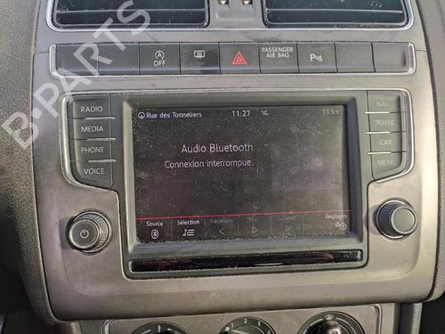 Used Radio VW POLO V (6R1, 6C1) 1.4 TDI (75 hp) 27086871