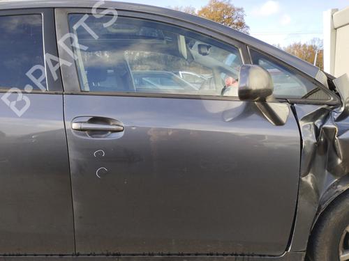 front-right-exterior-door-handle-toyota-verso-_r2_-2009-2010-2011-2012-2013-2014-2015-2016-2017-2018-33544294 main image