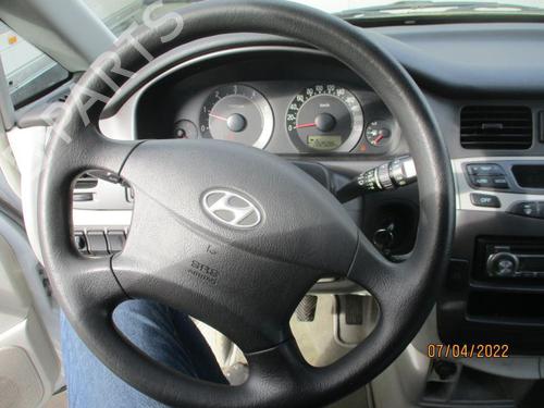 Used Steering wheel HYUNDAI TRAJET (FO) 2.0 CRDi (113 hp) 27050983