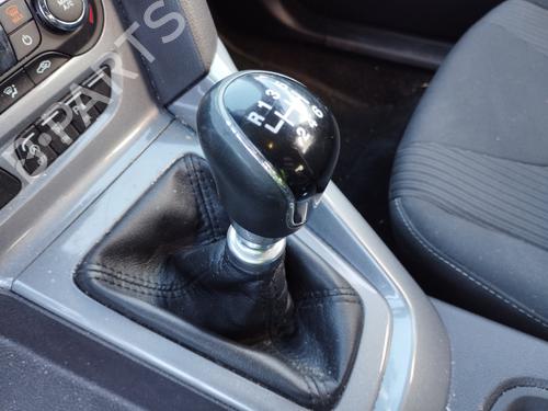 Used Gear lever Gear lever FORD FOCUS III 1.6 EcoBoost (150 hp) 28384389 28384389