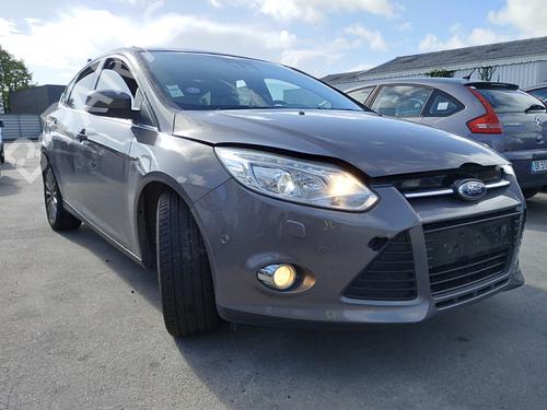 Høyre bremsekaliper foran FORD FOCUS III 1.6 EcoBoost (150 hp) 28384387