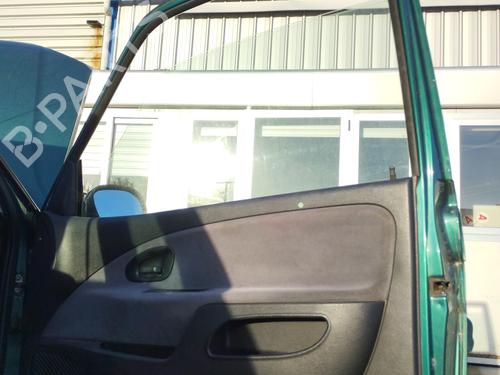 Used Front right window mechanism Front right window mechanism CITROËN SAXO (S0, S1) 1.4 VTS (75 hp) 33544398 33544398