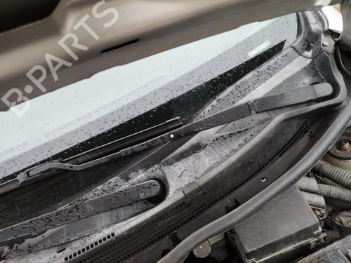 Used Front windshield wiper arm NISSAN MICRA IV (K13K, K13KK) 1.2 (80 hp) 31950766