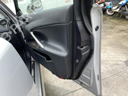 Used Front right lock Front right lock LEXUS IS II (_E2_) 220d (ALE20) (177 hp) 27087161 27087161