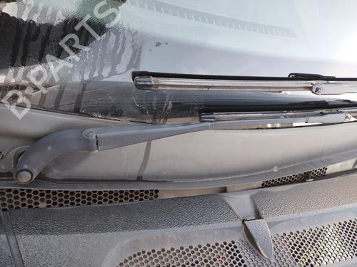 Used Front windshield wiper arm MERCEDES-BENZ B-CLASS Sports Tourer (W245) B 180 CDI (245.207) (109 hp) 27043476
