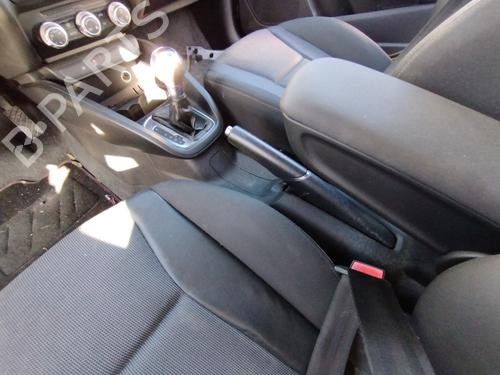 Console central AUDI A1 Sportback (8XA, 8XF) 1.4 TFSI (122 hp) 28976517