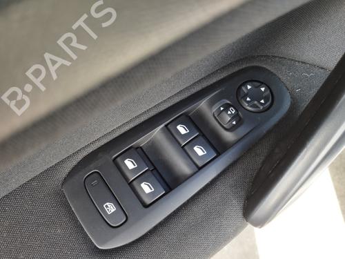 Used Left front window switch Left front window switch PEUGEOT 308 II (LB_, LP_, LW_, LH_, L3_) 1.2 THP 130 (131 hp) 33858098 33858098