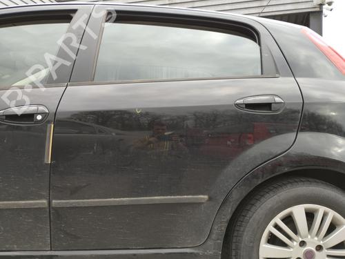 Dør venstre bagtil FIAT GRANDE PUNTO (199_) 1.3 D Multijet (75 hp) 32854629