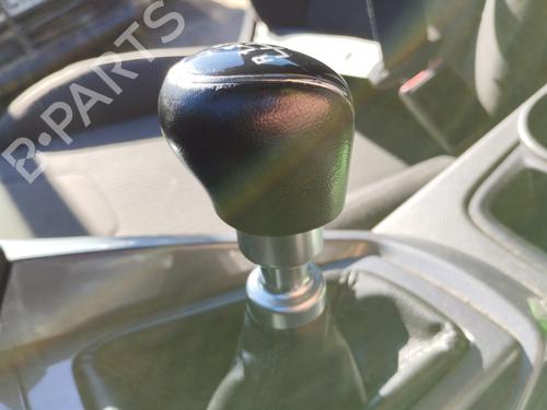 Gearknop Gearknop FORD FOCUS III Turnier 1.0 EcoBoost (125 hp) 33544903 33544903